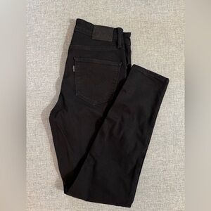 Black Levi’s 721 High Rise Skinny, excellent condition